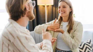 Harga Jasa Penerjemah Tersumpah: Mengetahui Tarifnya